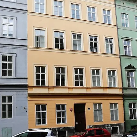 Greg Kampa Lejlighed Prag