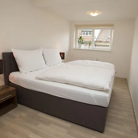Greg Kampa פראג